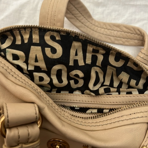 Marc Jacobs cream colored leather medium tote bag - Picture 5 of 5